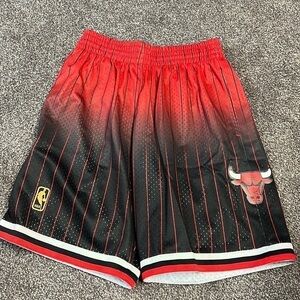 NEW CHICAGO BULLS Mitchell & Ness NBA Black Pinstripe Swingman Basketball Small